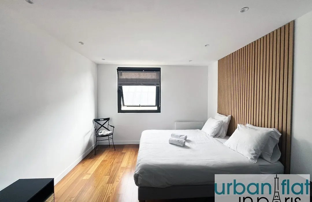 Urban Flat 168 - Spacious 1-Bedroom Apartment In Paris-1