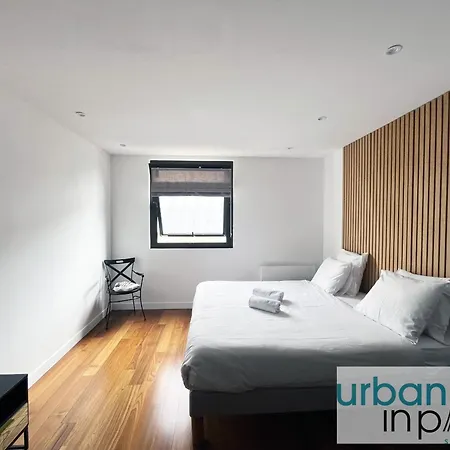 Urban Flat 168 - Spacious 1-Bedroom Apartment In Paris-2